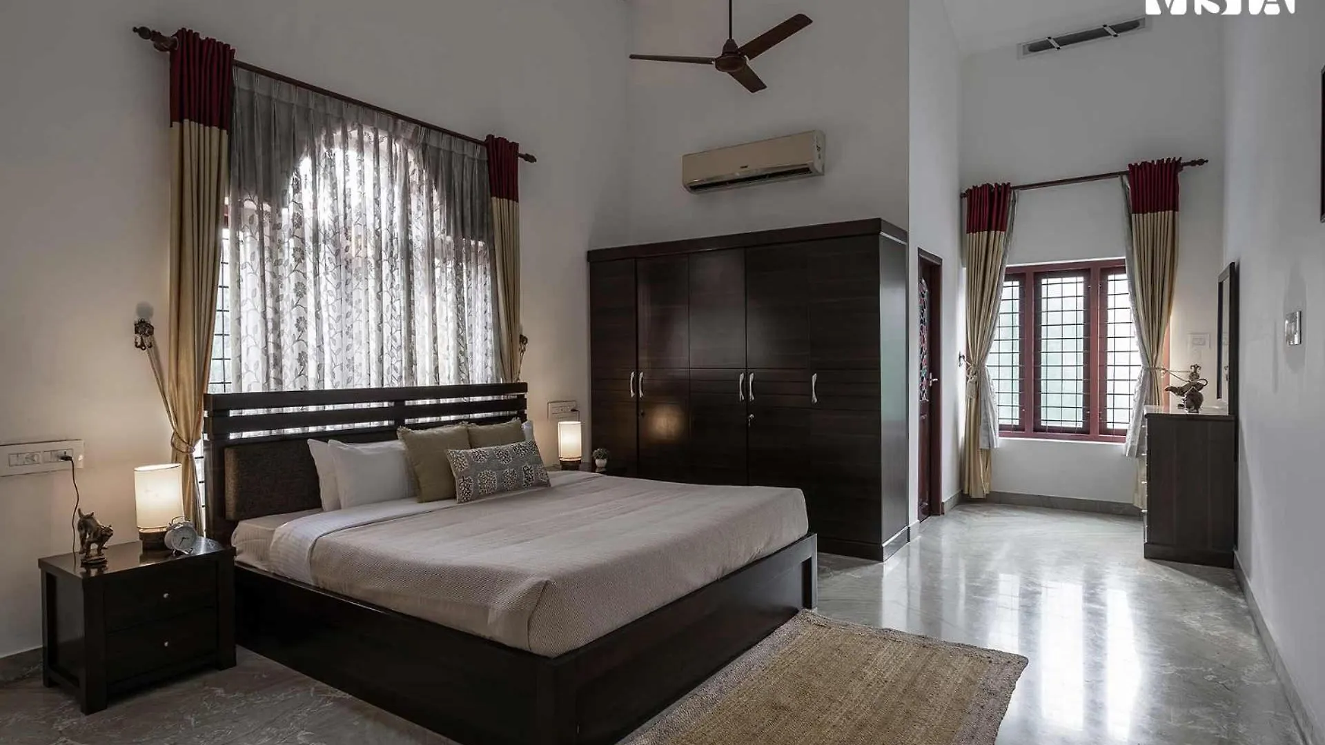 Stayvista At Periyar Palace- Pet Friendly, River View Villa With Garden Kochi